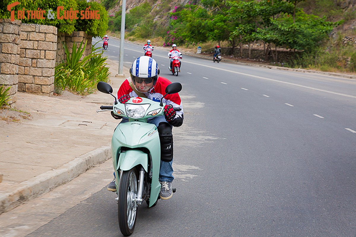 &quot;Phuot&quot; 100km cung Honda Wave Alpha 110 chi voi 1 lit xang?-Hinh-11